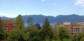 Studio with Lake and Montains views Free Parking Luino